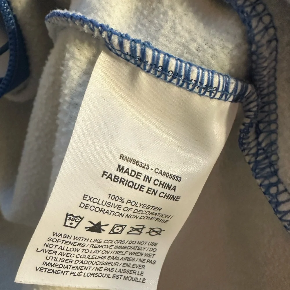 Nike Boys Therma Full Zip Hoodie - Size M - Picture 4 of 9